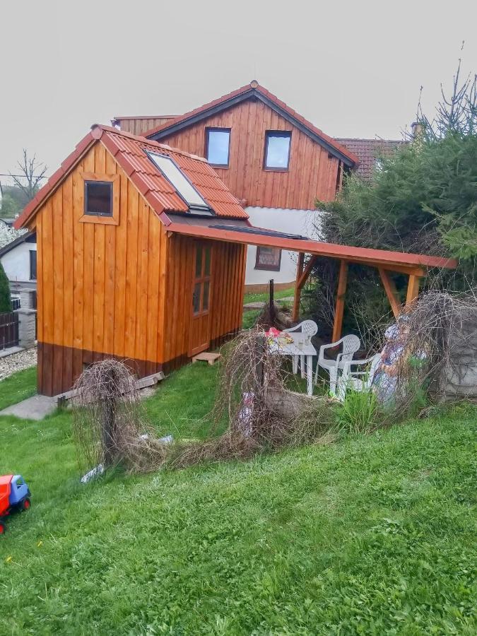 Apartman V Pensionu U Holzaepfelu Červený Kostelec Eksteriør billede