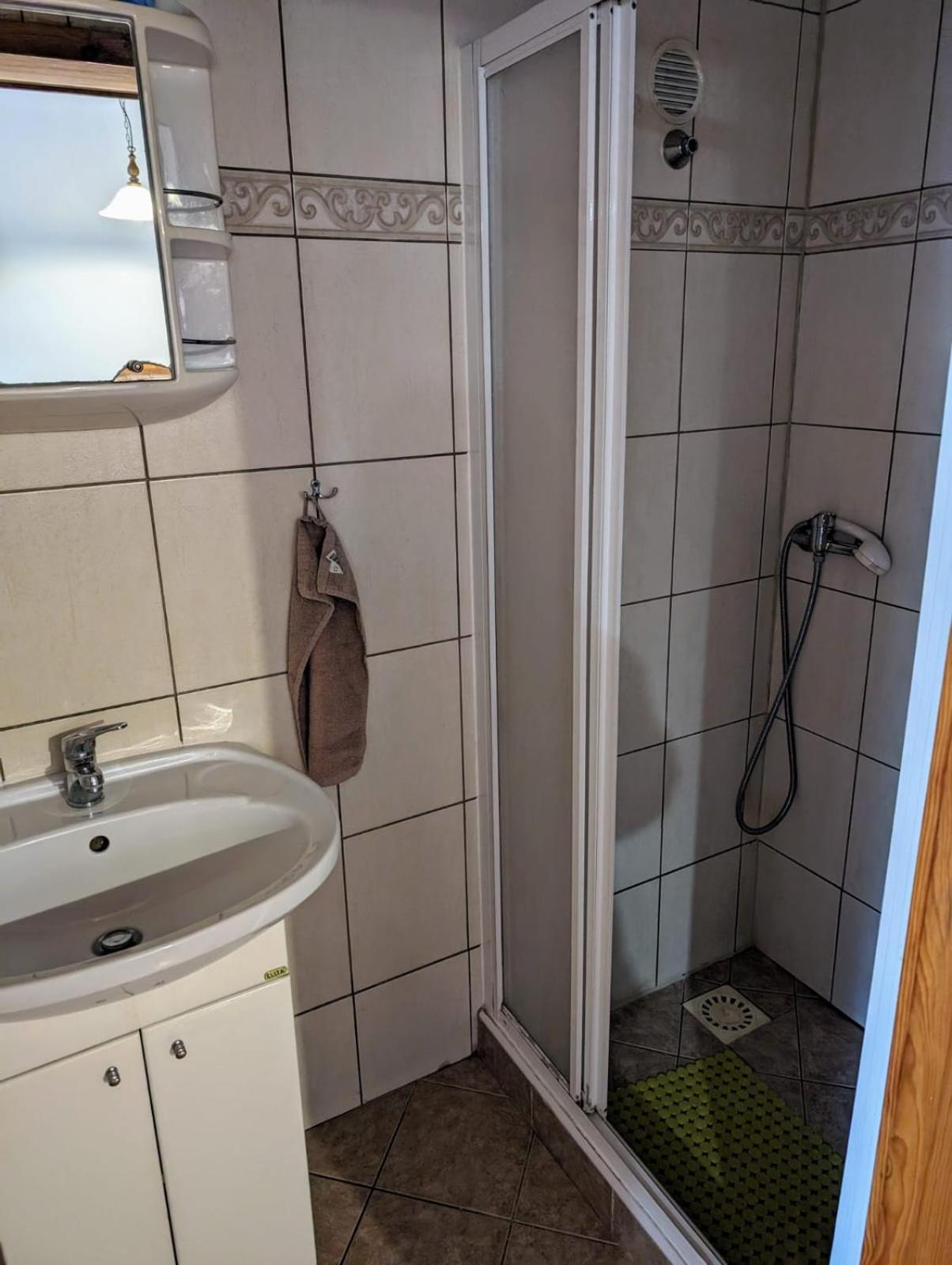 Apartman V Pensionu U Holzaepfelu Červený Kostelec Eksteriør billede